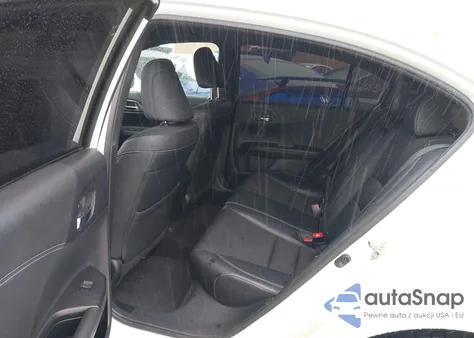 2017 Honda Accord Sport z USA, uszkodzony, nr VIN 1HGCR2F50HA169945